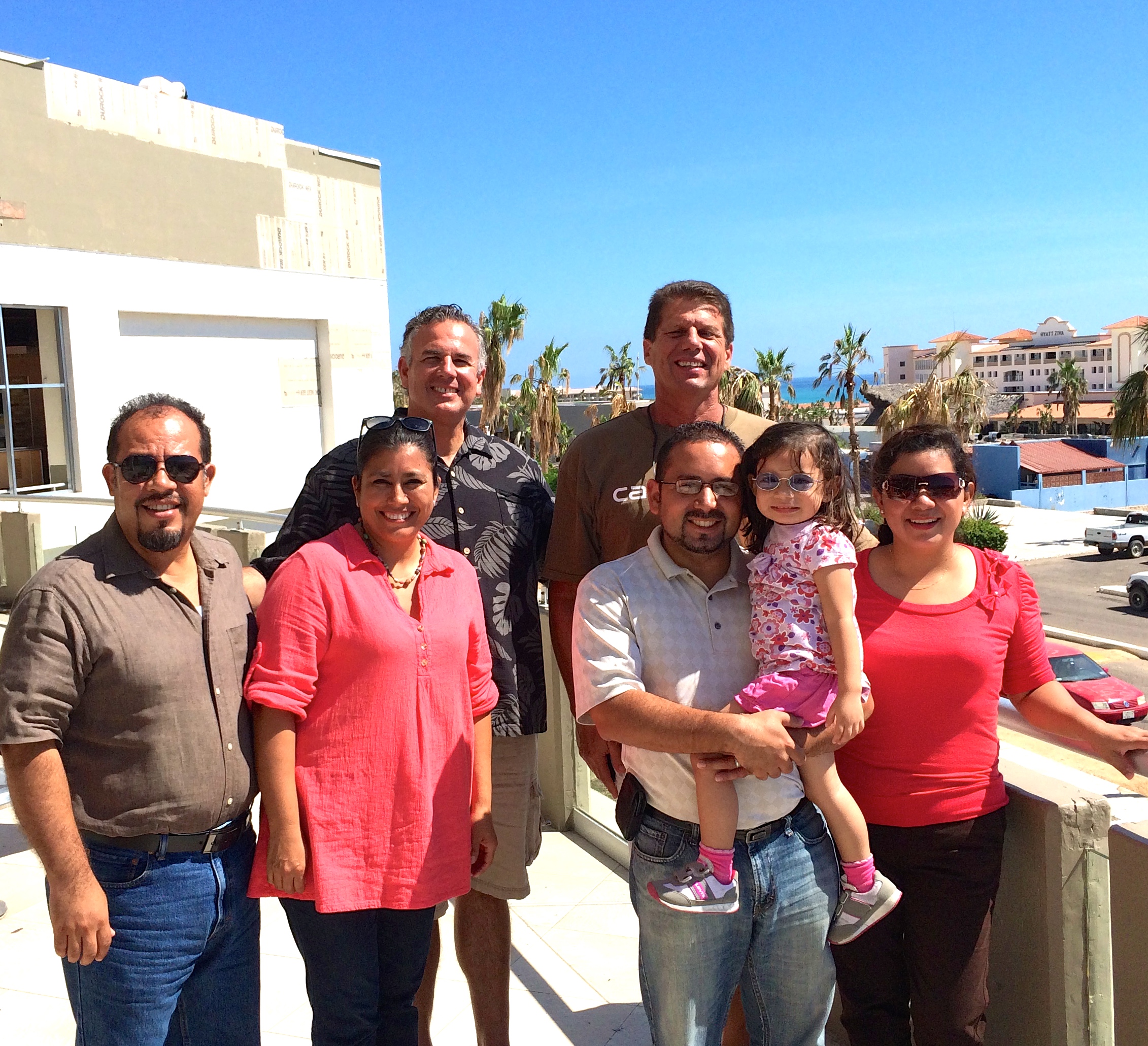 Dave & Peter (the small guys in the back) with Benjamin & Blanca Romero and Victor & Fanny and Karis Gonzalez in Los Cabos
