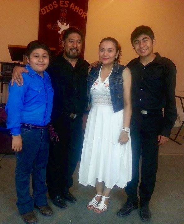 Efrain & Jenny with their two boys