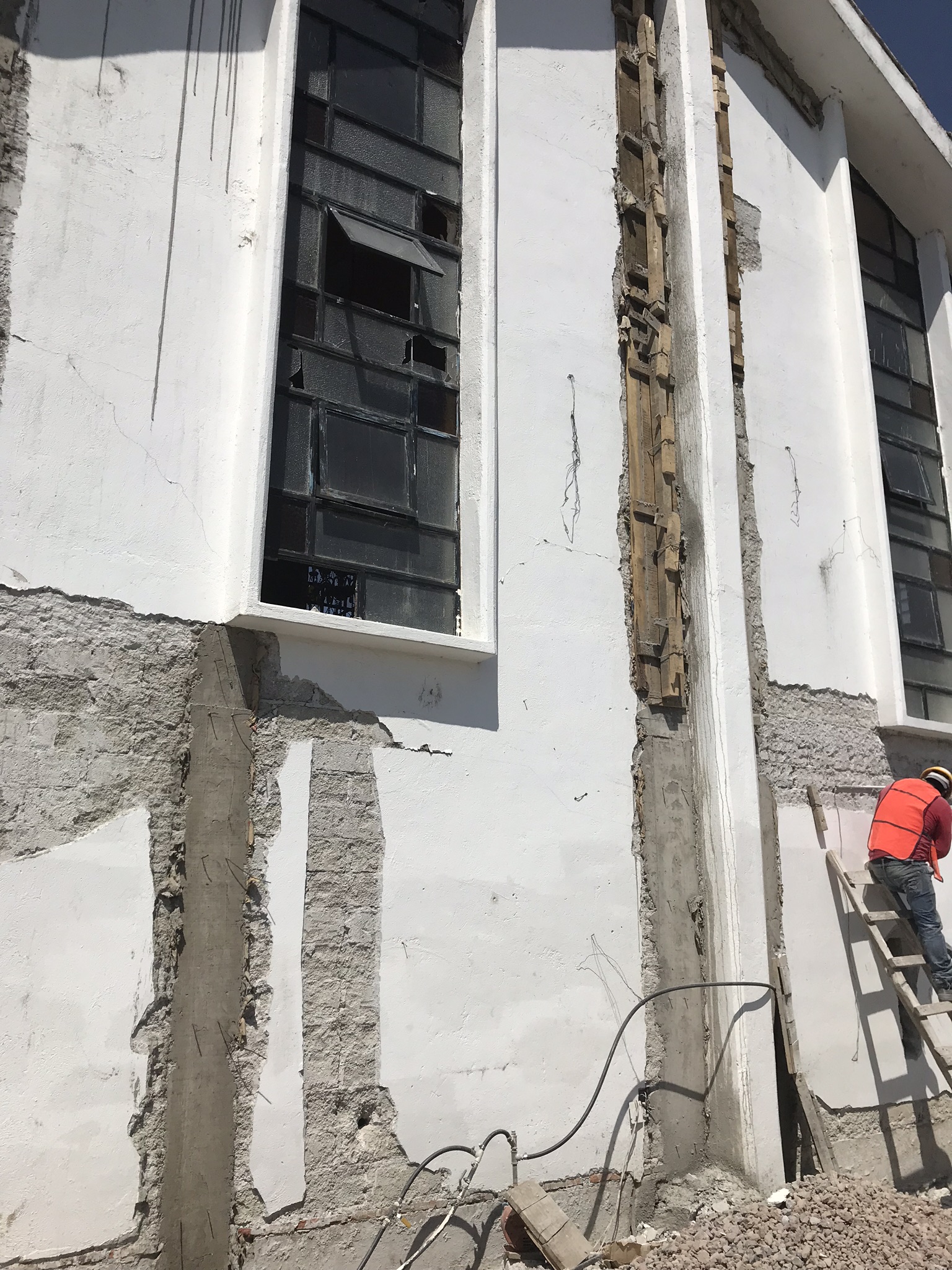 Some of the damage to the church caused by the earthquake in Joquicingo