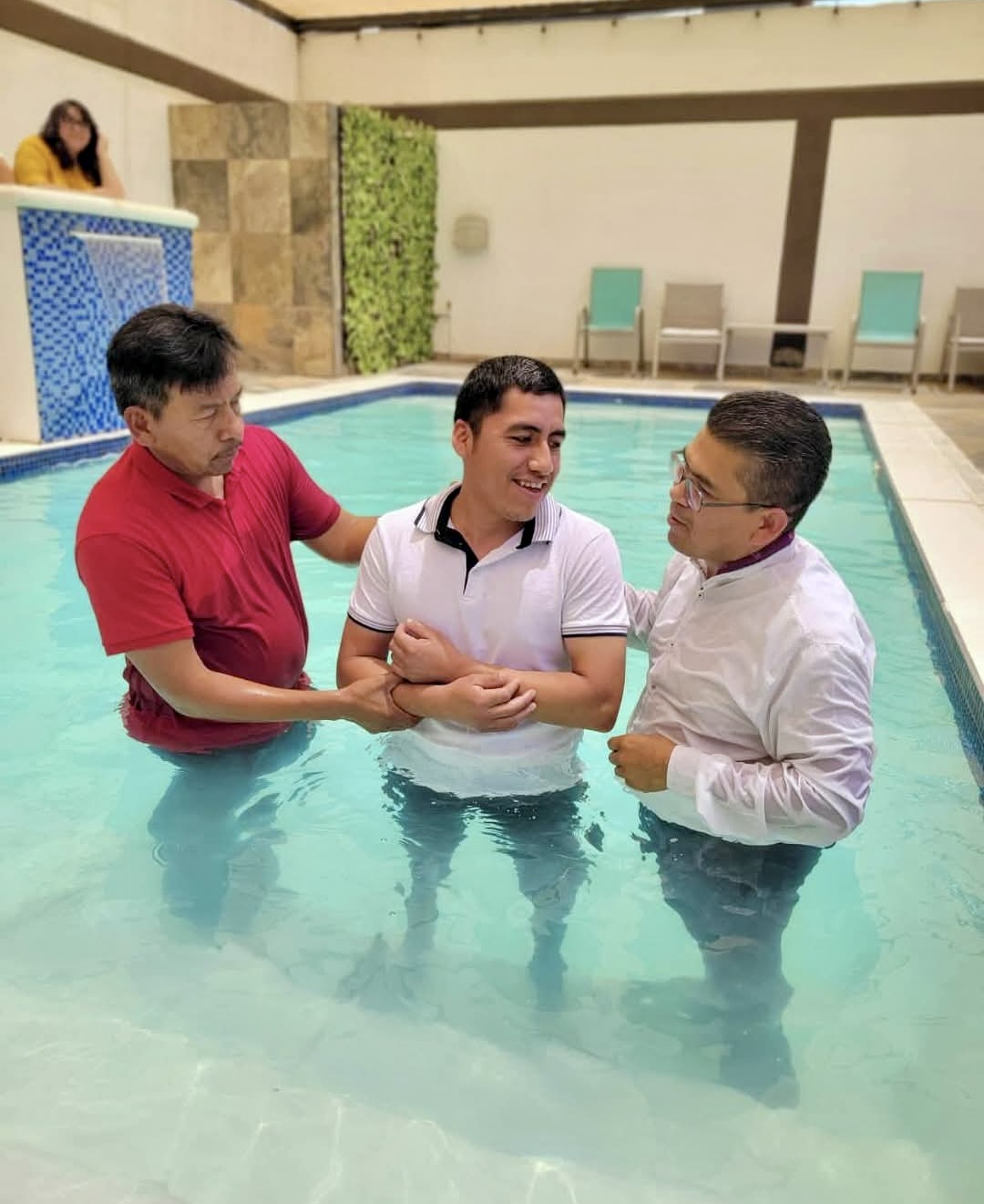 Pastor Federico Munoz baptizing a new member into Verdad y Vida Church in Mexicali.