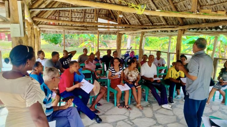 Church service with Pastor Eliaquin.