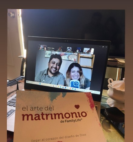 Davis and Luz from Rosarito taking the Art of Marriage course.