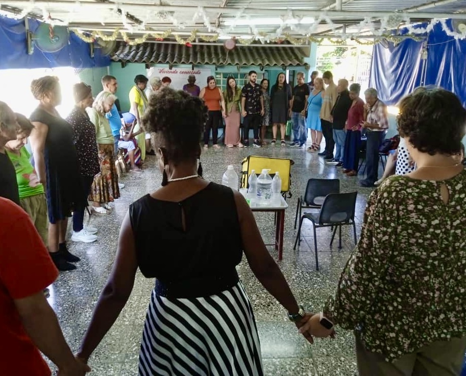 One of our partner churches praying together and worshipping the Lord on the Big Island